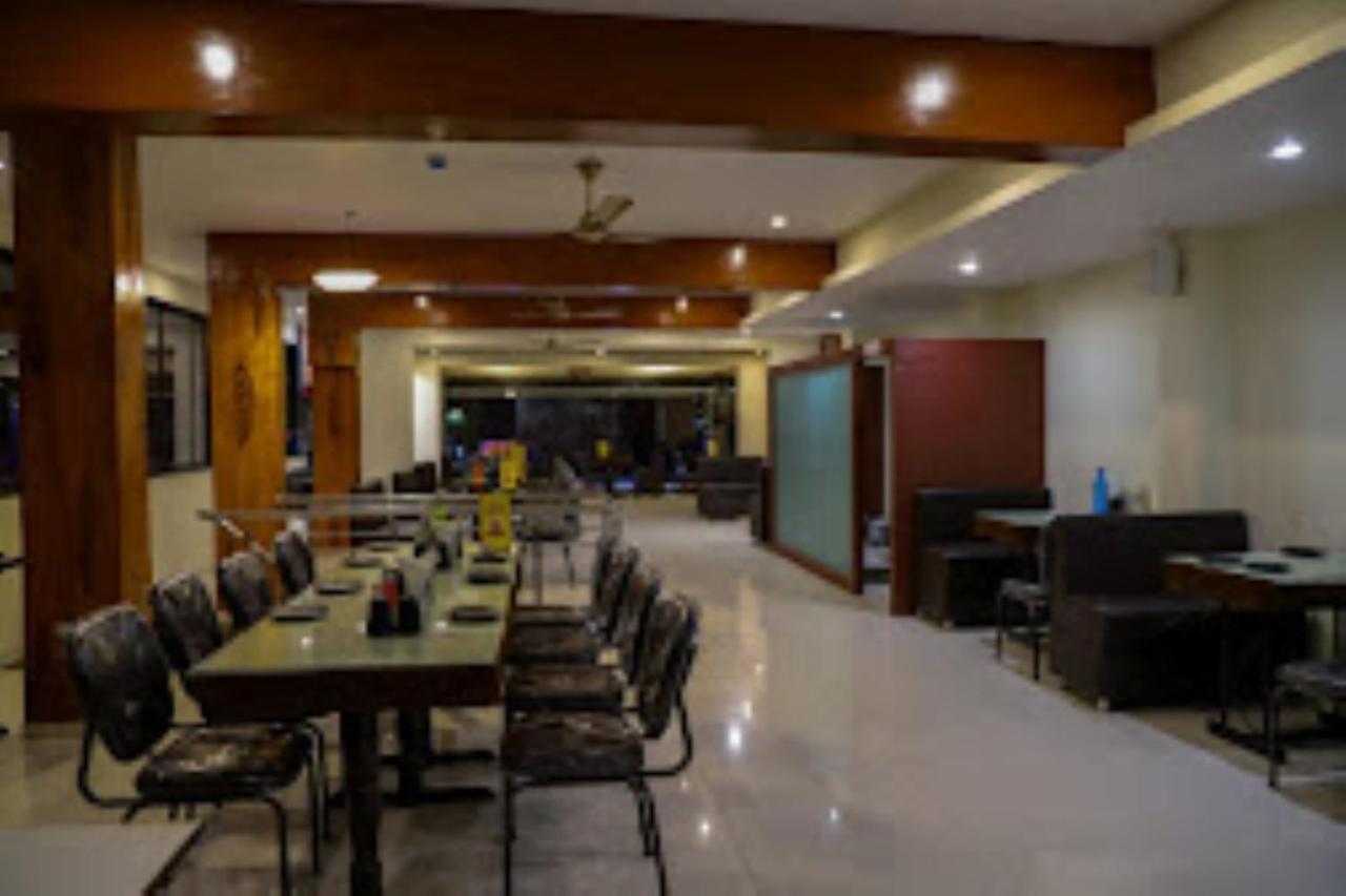 Hotel Vaibhav,Akola Eksteriør bilde