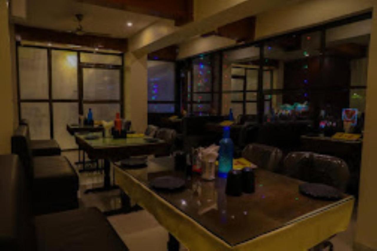 Hotel Vaibhav,Akola Eksteriør bilde