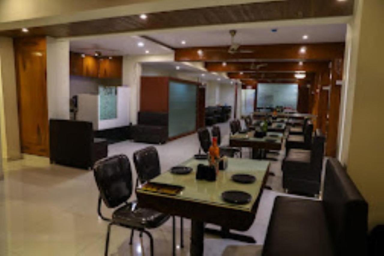 Hotel Vaibhav,Akola Eksteriør bilde