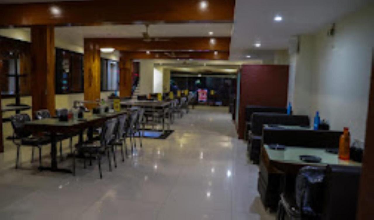 Hotel Vaibhav,Akola Eksteriør bilde